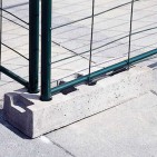 Blocco di cemento per barriera di separazione 
